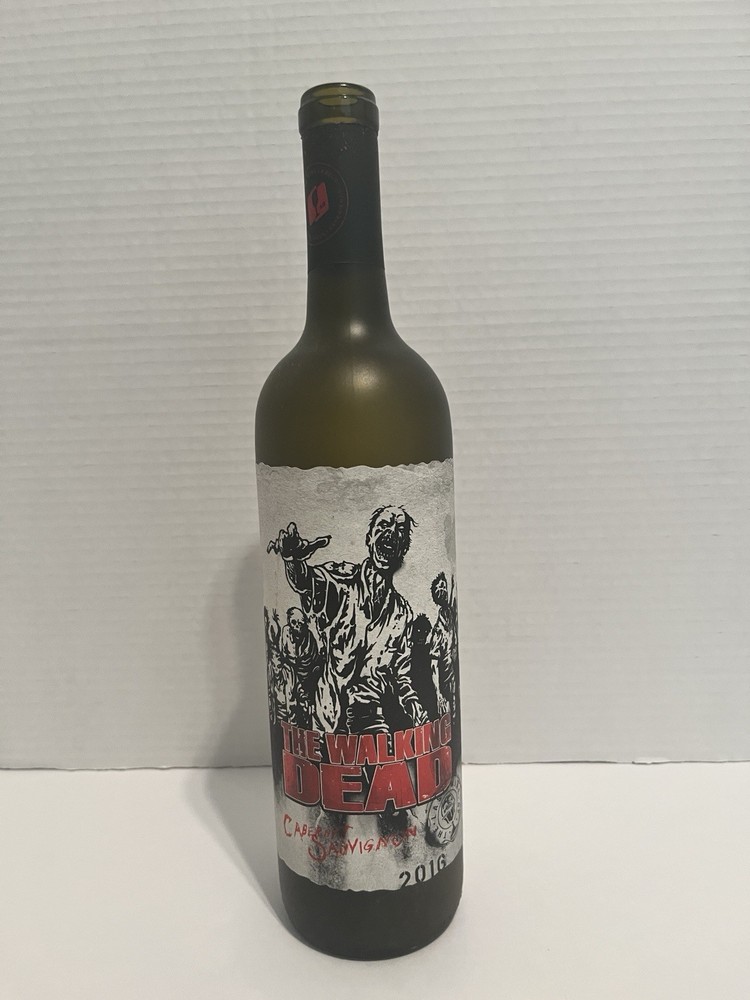 RARE The Walking Dead EMPTY Wine Bottle Cabernet Sauvignon With Zombie