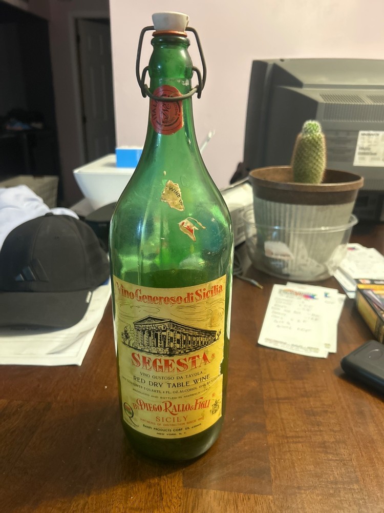 SEGESTA WINE BOTTLE Large 2 quart Antique Emerald Green Glass 15&Prime; High Porcelain