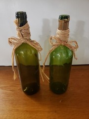 Lot of 2 Vintage Dark & Light Green Glass 10 3/4&Prime; & 11 1/4&Prime; Empty Wine Bottles