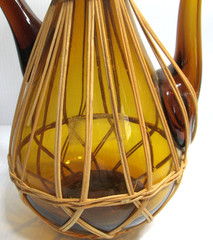 Vintage Hand-Crafted Glass Porron Pitcher Decanter Amber Rattan Spain 15 3/8&Prime; T