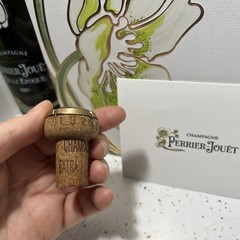 PERRIER-JOUET BELLE EPOQUE CHAMPAGNE GIFT BOX Empty Bottle 2 Flutes Cork 2007