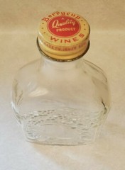 Vintage Berrycup Wines 2/5 Pint Glass Wine Bottle Yonkers, New York