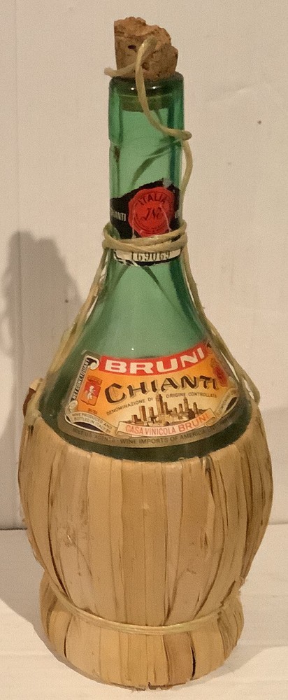 Vintage 1973 BRUNI CHIANTI GREEN BOTTLE STRAW WRAP Casa Vinicola Bruni 12” empty