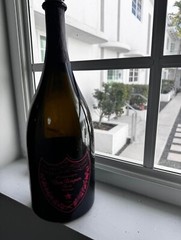 EMPTY JEROBOAM BOTTLE Dom Perignon Rose 3lt , PINK COLOR LUMINOUS BOTTLE