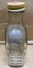Vintage Berrycup Wines 2/5 Pint Glass Wine Bottle Yonkers, New York EMPTY