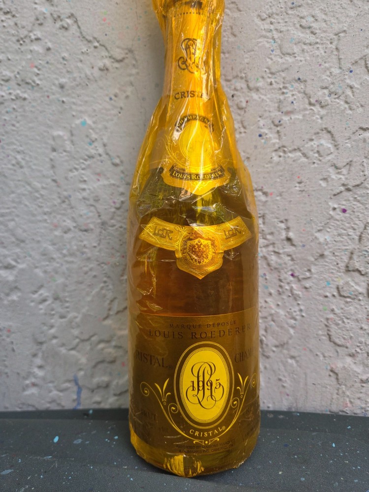 1995 louis roederer crystal champagne