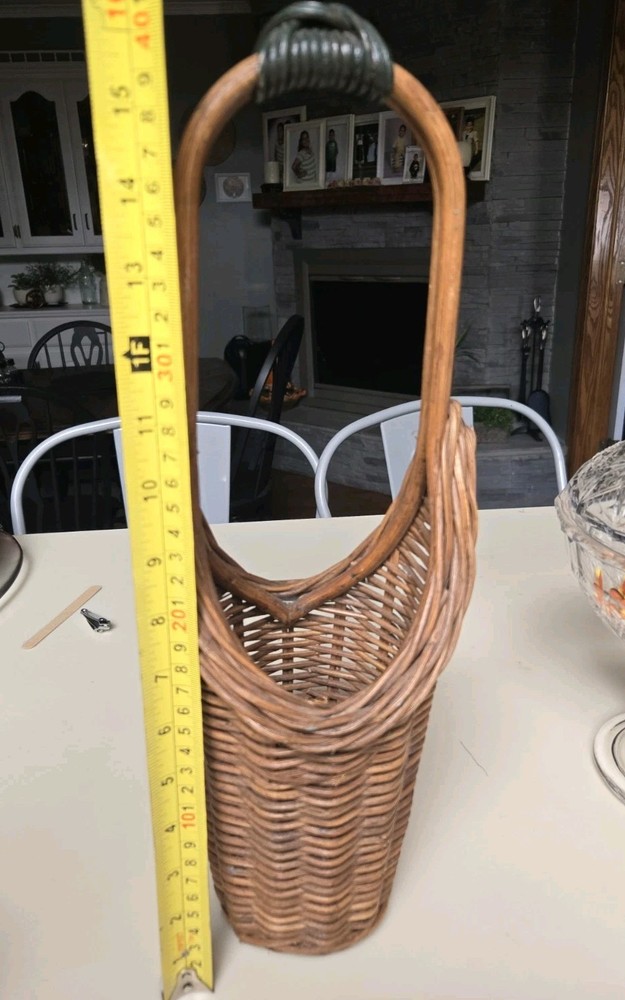 Vintage Decorative Wicker Wine Bottle Holder