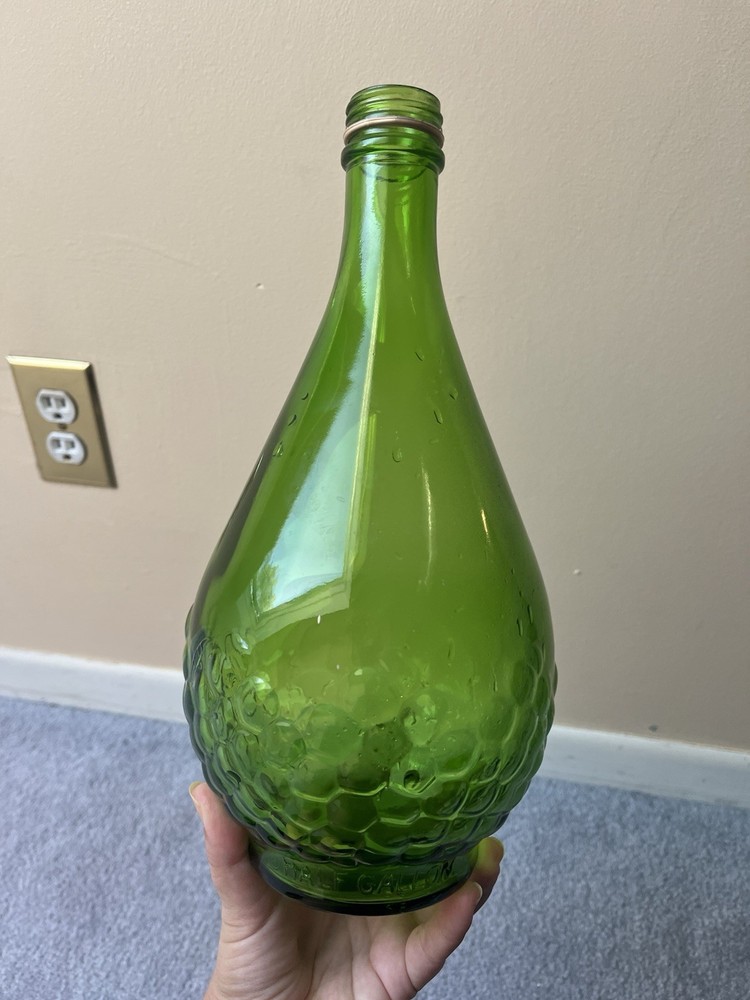 cute 🍇 vintage green glass half gallon wine bottle w/ embossed grapes vines