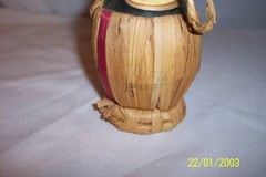 1951 SUALI CHIANTI ( EMPTY ) WINE Bottle 1/2 PINT TONY&rsquo;S RESTAURANT ST LOUIS