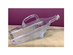 1972? VINTAGE LONDON ONTARIO WINERY CLEAR WINE GLASS BOTTLE WITH ORIGINAL CAP