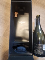 Empty Vintage 2009 Dom Perignon Champagne Bottle & Box Moet et Chandon a Epernay
