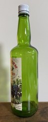 BOONE&rsquo;S FARM 4/5 qt Early Settler Wild Mountain Grape Wine Glass Bottle