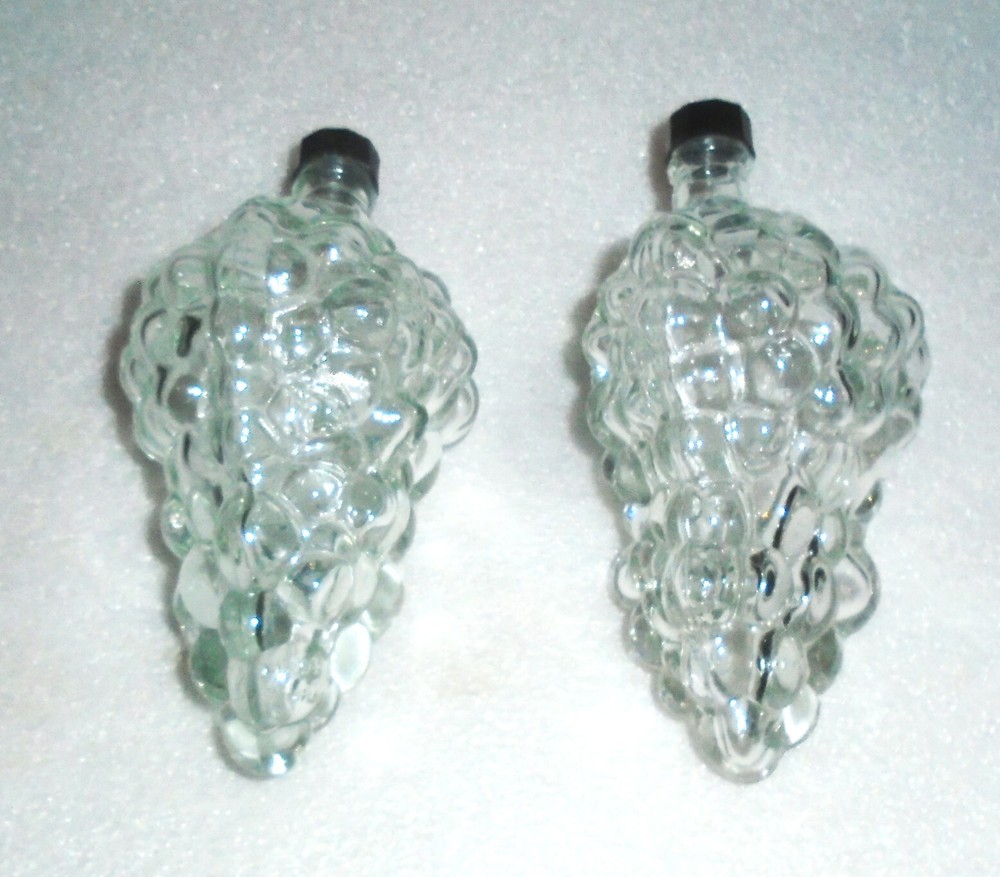 50% OFF Vtg Pair of Grape Cluster Shaped Clear Glass Wine Bottle Made In Turkey