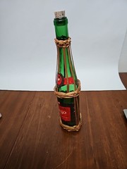 1960s 1 Pt Wicker Wrapped SANT&rsquo;GRIA of Yago Red Spanish Wine Bottle