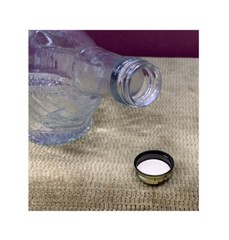 1972? VINTAGE LONDON ONTARIO WINERY CLEAR WINE GLASS BOTTLE WITH ORIGINAL CAP