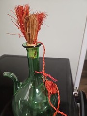 VTG HAND BLOWN GREEN GLASS WINE BOTTLE DECANTER WITH ICE CHAMBER FROM ITALY