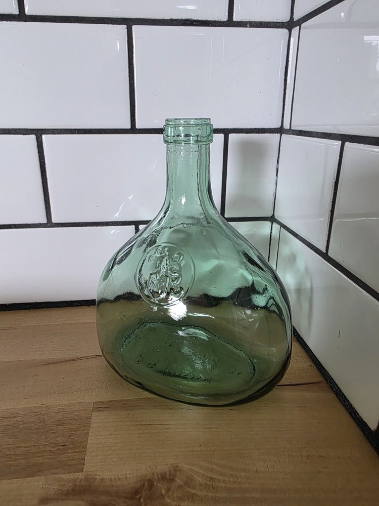 VINTAGE SA Orvin Hand Blown Green Glass Deco Wine Bottle Made in Tarragona Spain