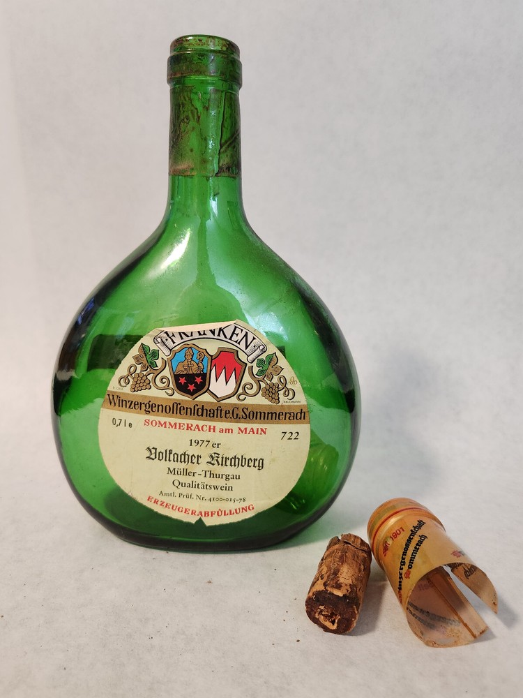 Vtg / Rare – 1977 – Franken Volkacher Kirchberg- Empty Wine Bottle & Cork & Top