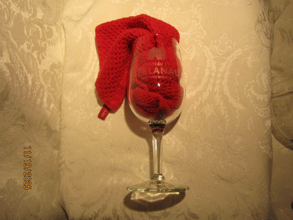 Chateau De Leelanau Northern Michigan Clear Stem Wine Glass