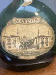 Vintage Green Mateus Rose Portugal Sogrape Still Empty Wine Bottle 1 PT 9 FL OZS