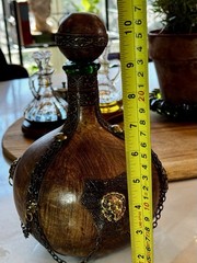 VTG Italian Leather Wrapped Green Glass Decanter W/ Lion Head & Chain -Barware!