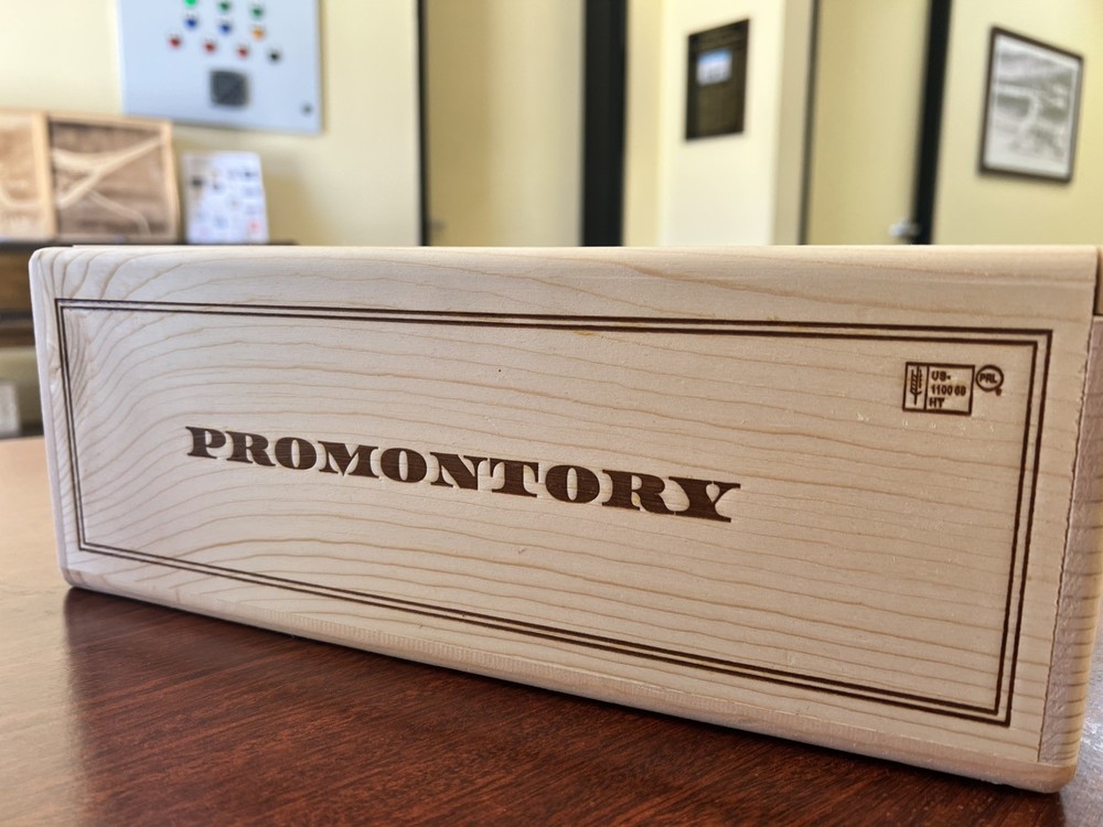 PROMONTORY – NAPA VALLEY – WOODEN SINGLE BOTTLE WINE BOX – 2019 – RARE!