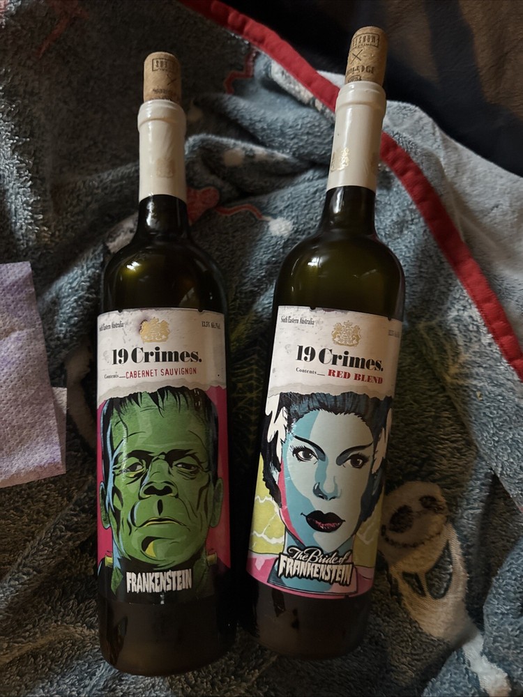 19 Crimes, 2 Universal Monster Empty Wine Bottles Frankenstein Bride Halloween