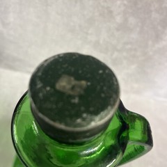 Vintage Green Glass Wine Decanter Jug Bottle With Handle Screw Top Lid 1.5 Liter
