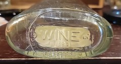Meconi Tokay Bottled in Detroit MI 4/5 pint Clear Glass Wine Bottle, Il Glass Co
