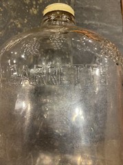 Beautiful GARRETT’S American Wines Vintage Embossed Eagle Bottle Half Gallon