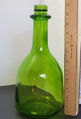 Vintage USA Green Glass 1/2 Gallon Bottle Decanter #810 No lid