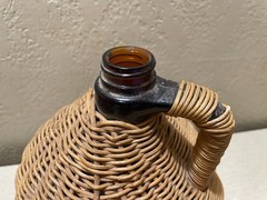 Wicker Wrapped Amber Glass Whiskey Wine Bottle Jug Half Gal Screw Cap 1940s