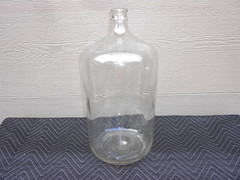 VINTAGE MADE ITALY HEAVY GLASS 5 GALLON WINE -WATER BOTTLE 21 x 10 in – XX 8 C