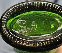 Green Glass Fish Bottle Decanter 8&Prime; Figural Wine Liquor Vase VTG