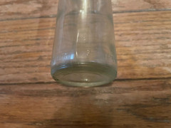 Vintage Small Clear Glass 2/5 Pint Wine Bottle – 7 1/2&Prime; Tall – Embossed « M »