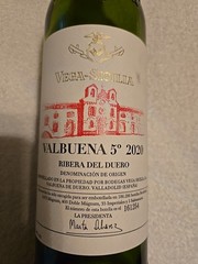 Vega Sicilia Valbuena 5° 2020. Empty Wine Bottle