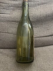 1961 Chatea de Clary Rhone Lirac empty wine bottle Label