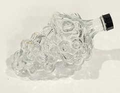 Lot/3 Vintage Grape Bunch Shaped Decanters Clear Glass Bottle Screw Cap 7 oz 6&Prime;L
