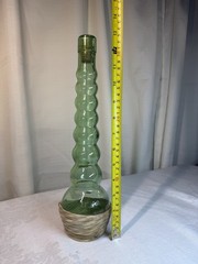 VTG 1973 Green Glass BUBBLE style Italian Empty Wine Bottle W/Wicker Base 13 In