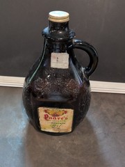 Rare Vintage Maywood Glass Amber Wine Jug – Half Gallon – Grape Design