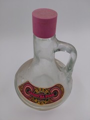 Vintage Gold Seal Wine New York State Burgundy One Half Gallon Tilt Decanter