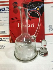 750 ML BEAUTIFUL GLASS WINE DECANTER WITH ETCHING 14.5&Prime; TALL 6.5&Prime; WIDE AT BASE