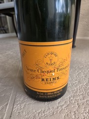 1972 RARE DISPLAY LARGE Veuve Clicquot Champagne Empty 20” SEALED Anniversary