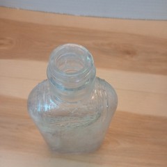 Vtg Wine Bottle 1/2 Pint Glass Leaves Emboss Grapes Owens Illinois Glass comp.