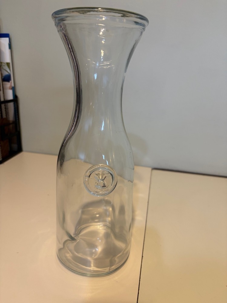 VINTAGE CLEAR GLASS CARAFE WINE DECANTER LITRO 1 LITER -11&Prime; Tall Great Condition