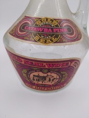 Vintage Gold Seal Wine New York State Burgundy One Half Gallon Tilt Decanter