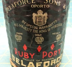 Delaforce Sons Co. Oporto Ruby Port Portugal 1 Pint 6 FL. OZ. Wine Bottle