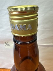 S -Vintage Rare Akadama Wine Bottle Light Red Suntory LTD Tokyo & Osaka Japan