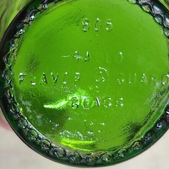 Vintage 4/5 Quart Gallo Wine Flavor Guard Bottle Embossed Grapes Green Glass
