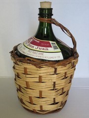 DON JUAN DEMIJOHN JEROBOAM 5 LITRES WICKER WRAPPED GREEN BOTTLE CORKED